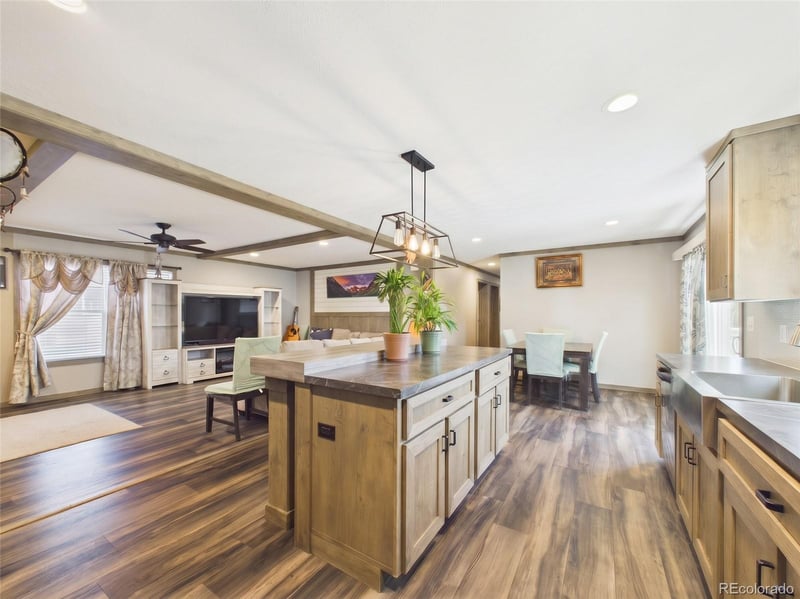 1000 Macdavidson Cir, Dacono, CO 80514