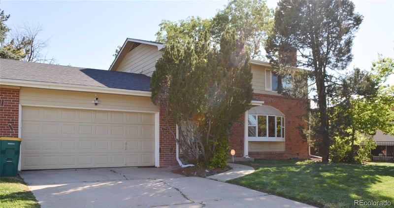 179 Del Mar Cir, Aurora, CO 80011