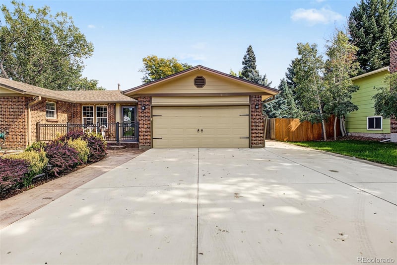 3132 S Boston Ct, Denver, CO 80231