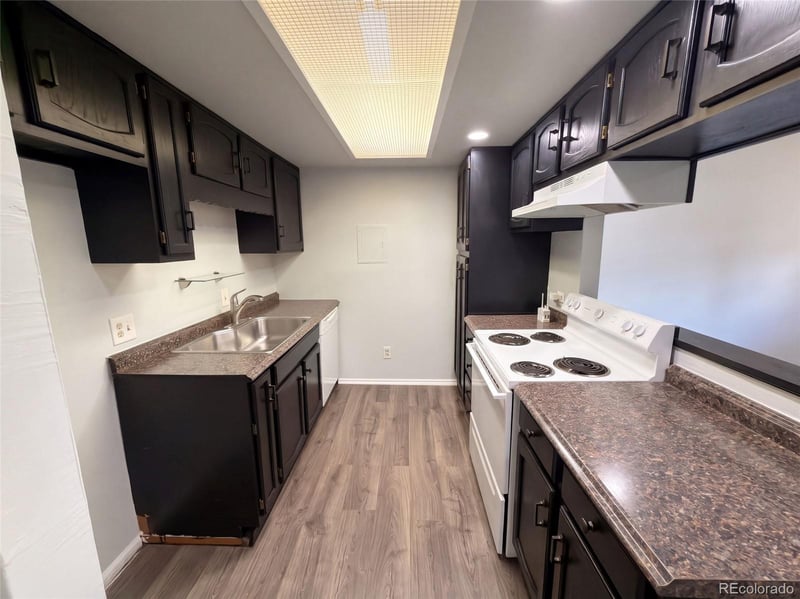 1370 Estes St #305, Lakewood, CO 80215