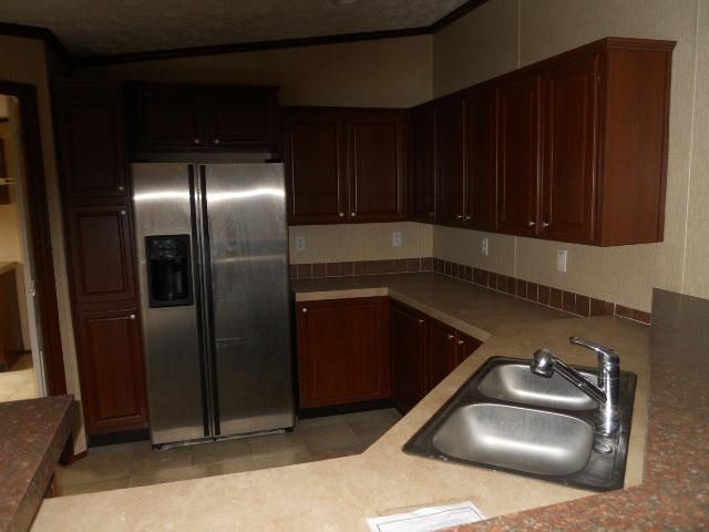 988 Coaling Rd, Charlotte, TN 37036