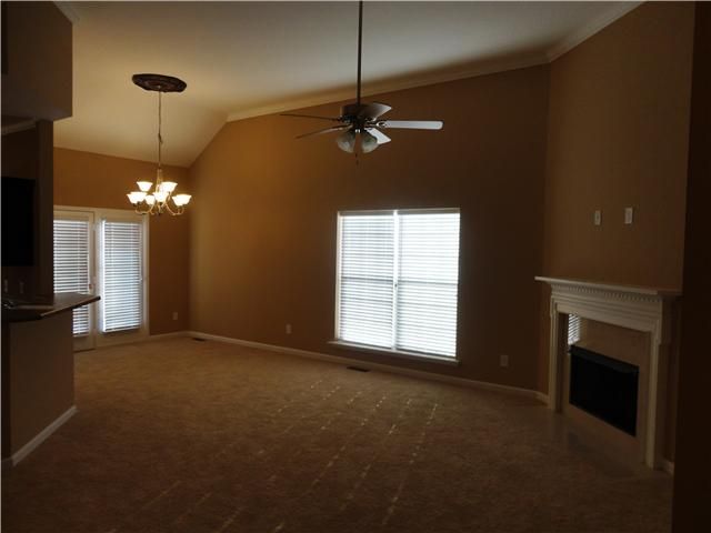 7016 Nickolus Way, Spring Hill, TN 37174