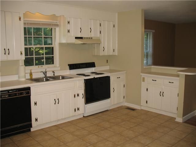 5082 Wilson Pike, Arrington, TN 37014