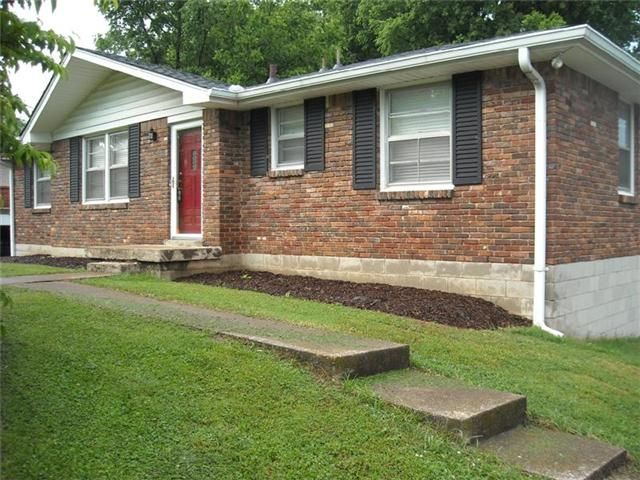 760 Winthorne Dr, Nashville, TN 37217