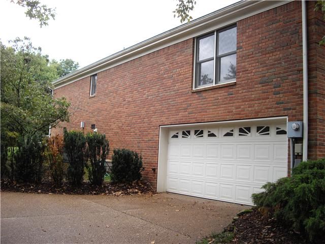 200 Heathersett Dr, Franklin, TN 37064