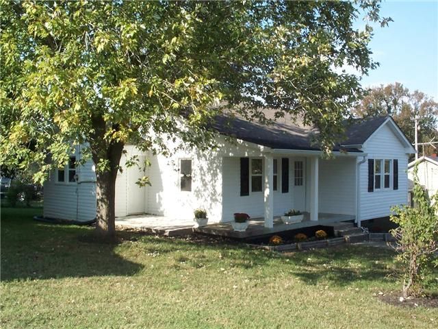 237 Hillcrest Dr N, Carthage, TN 37030