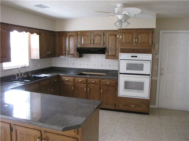 4100 Lancashire Dr, Antioch, TN 37013