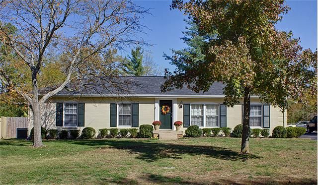 7468 Stacy Dr, Nashville, TN 37221