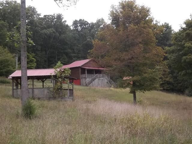 1311 Bear Ck Rd, Vanleer, TN 37181