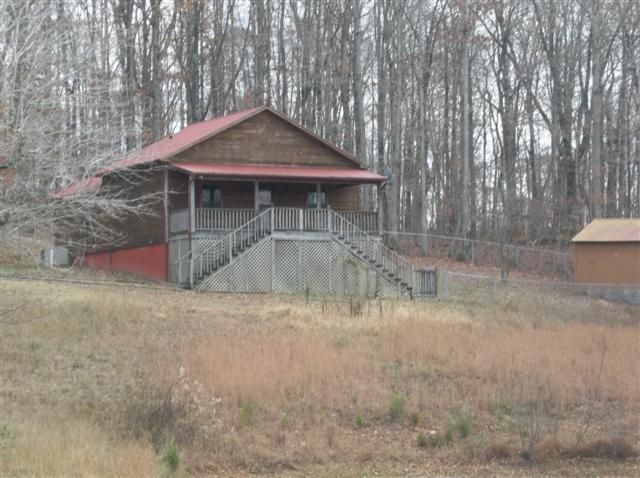 1311 Bear Ck Rd, Vanleer, TN 37181