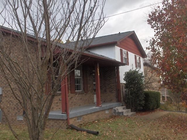 804 Hermitage Rdg, Hermitage, TN 37076