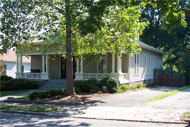 304 N Oak St, Springfield, TN 37172