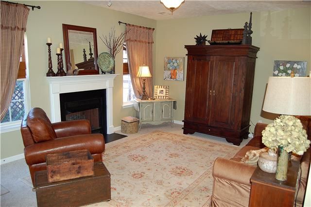 1707 Freiburg Dr, Spring Hill, TN 37174