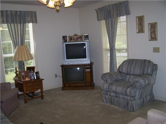 932 Idlewild Dr, Madison, TN 37115
