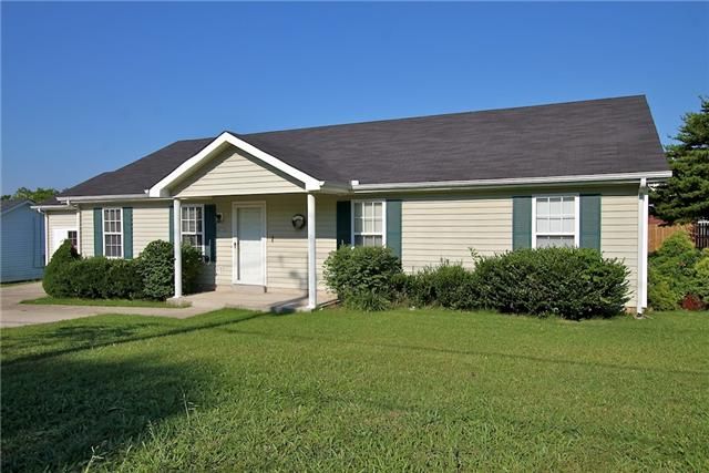 2113 Sulphur Springs Rd, Murfreesboro, TN 37129