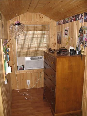 1148 Olin Williams Rd, Ashland City, TN 37015