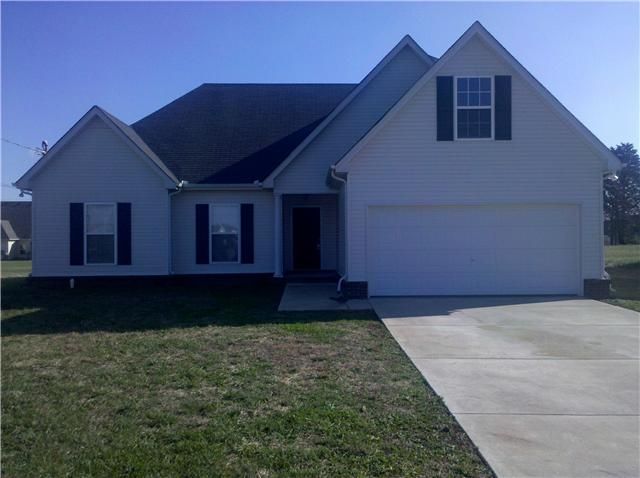 121 Auburn Ct, Murfreesboro, TN 37128