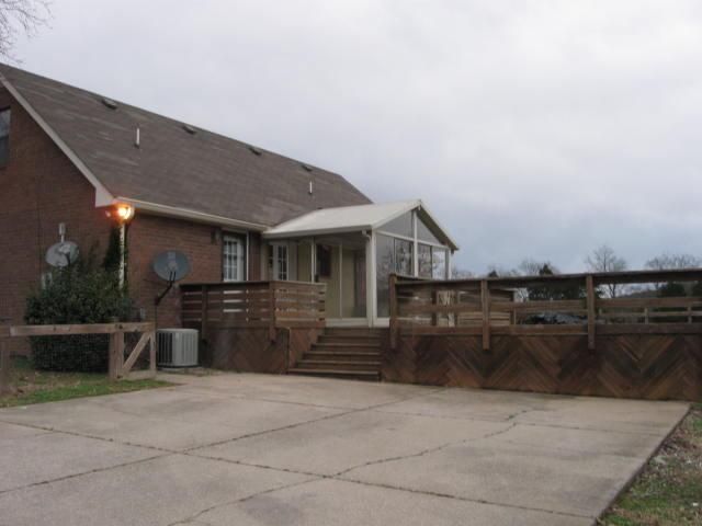 3809 S Commerce Rd, Watertown, TN 37184