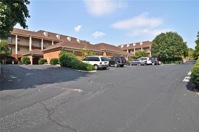 3376 Hillsboro Pike, Nashville, TN 37215
