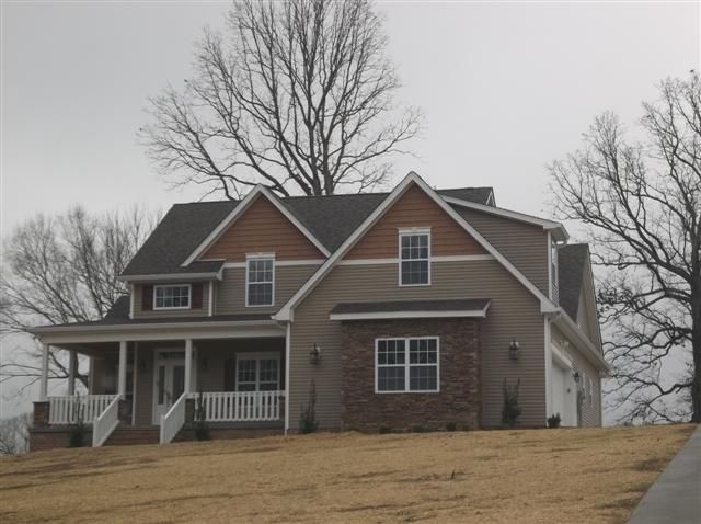 107 Hill Side Dr, Dickson, TN 37055