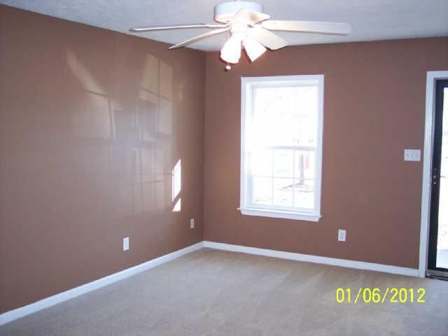 1070 Stonemark Trl, La Vergne, TN 37086