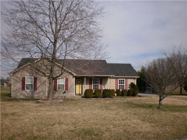 106 Drucker Ln, Murfreesboro, TN 37128