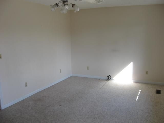 7025 Stroop Ln, Murfreesboro, TN 37129