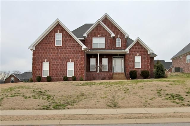 1020 Grider Dr, Gallatin, TN 37066
