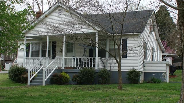 135 Park Cir, Old Hickory, TN 37138
