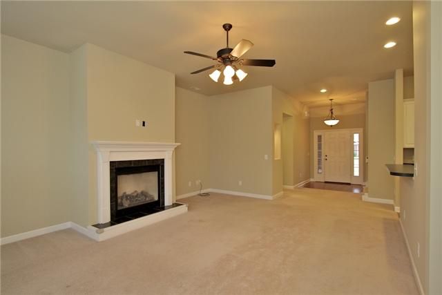 6069 Hagars Grove Ps, Hermitage, TN 37076