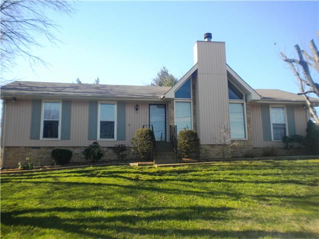 612 Mercer Dr, Hermitage, TN 37076