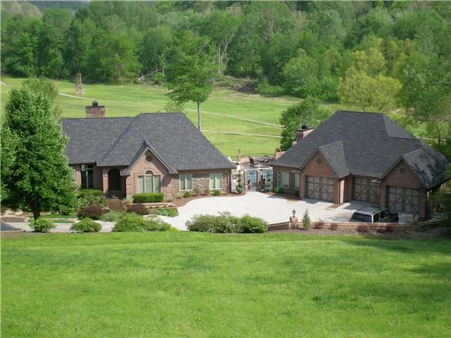 1306 Sycamore Valley Rd, Ashland City, TN 37015