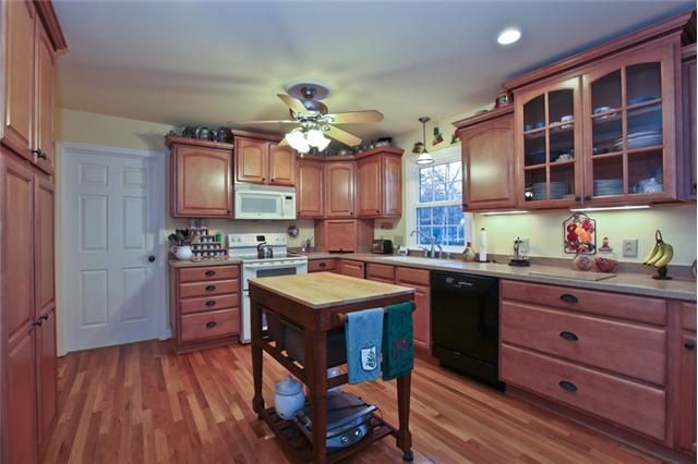 168 Riverwood Dr, Franklin, TN 37069
