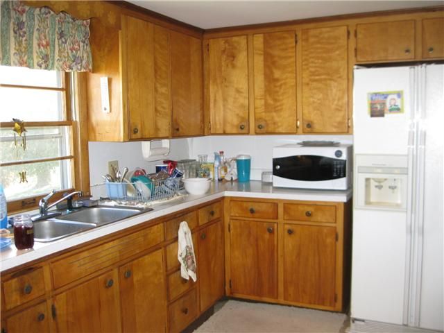 2413 Gardner Ln, Nashville, TN 37207