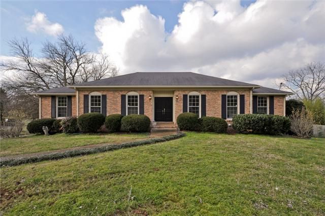5025 Marc Dr, Nashville, TN 37211