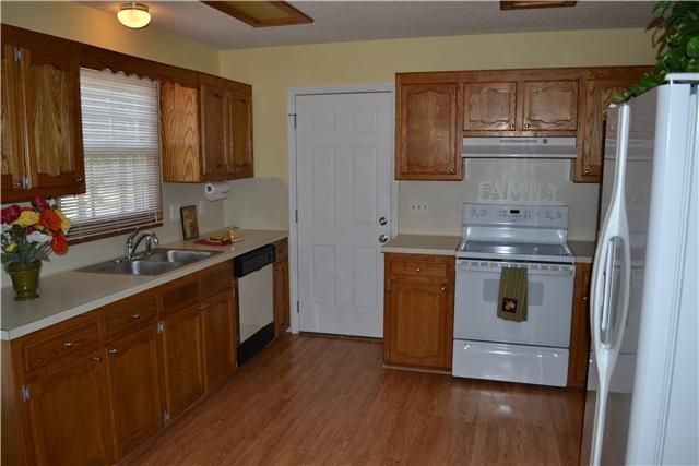 1447 Amberwood Cir, Murfreesboro, TN 37128