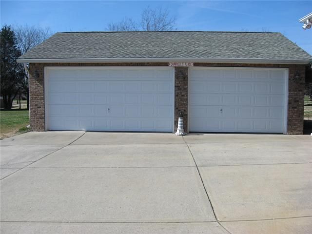122 Corinth Ct, Murfreesboro, TN 37129