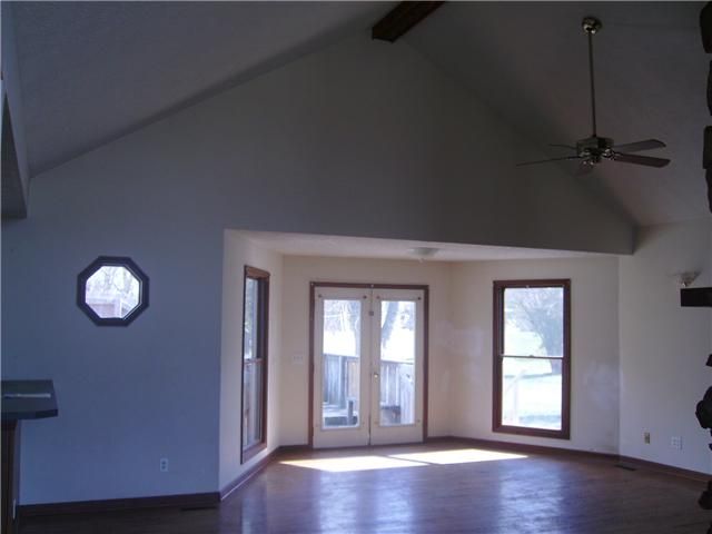 1300 Rivermont Cir, Gallatin, TN 37066