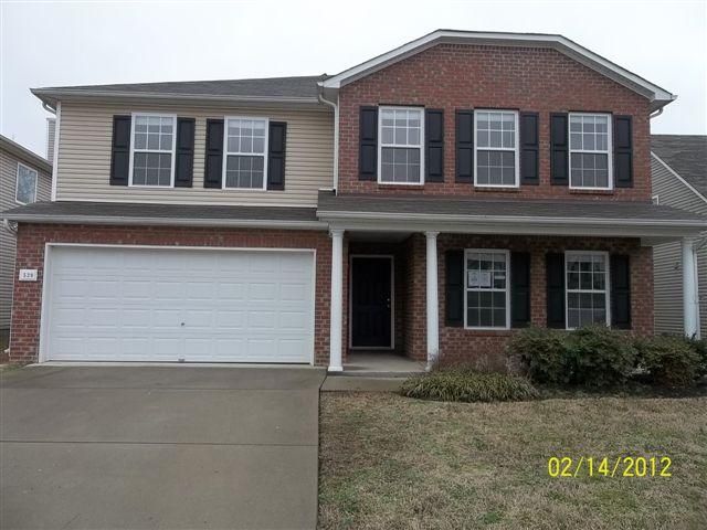 539 Creek Oak Dr, Murfreesboro, TN 37128