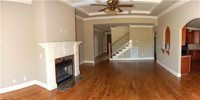 6004 Trout Ln, Spring Hill, TN 37174