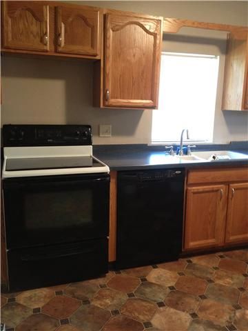 210 26th St, Old Hickory, TN 37138