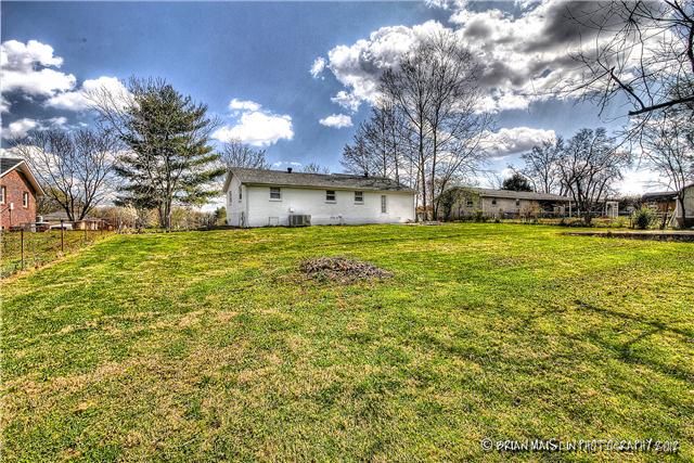 6155 Lee Ave, Murfreesboro, TN 37129