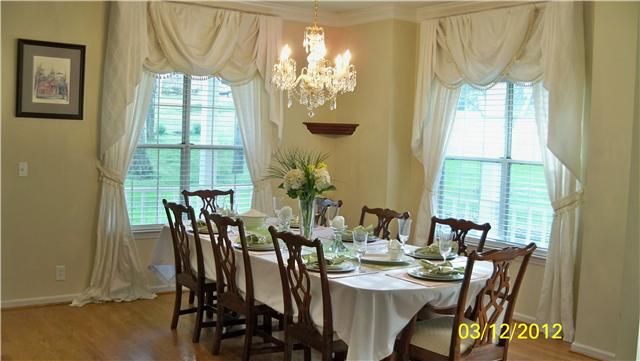 1204 Clinton Pl, Mount Juliet, TN 37122
