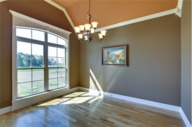 107 Waldronview Dr, Murfreesboro, TN 37130