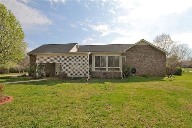 2912 Kerry Ln, Murfreesboro, TN 37128