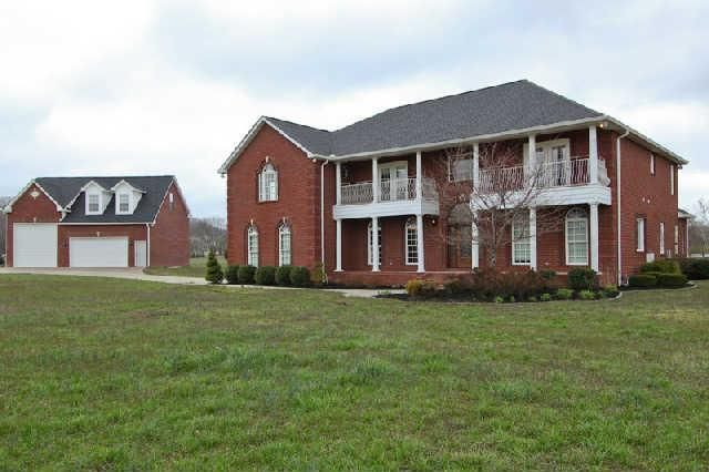 2210 Skinner Rd, Arrington, TN 37014