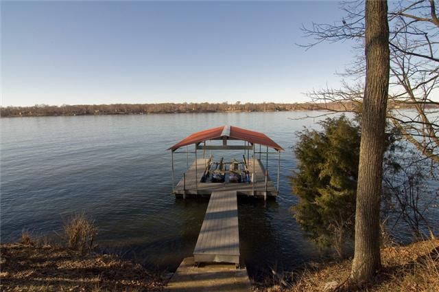 387 Green Harbor Rd, Old Hickory, TN 37138