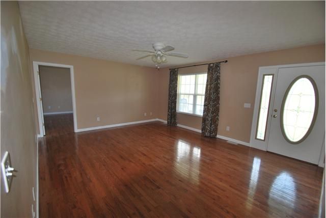 1012 Kaity Brooke Dr, Portland, TN 37148