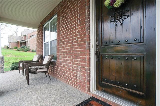 1715 Stoney Hill Ln, Spring Hill, TN 37174