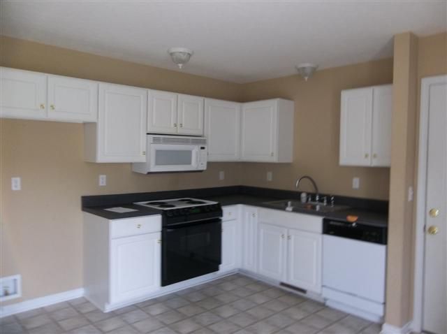 1372 Pomona Rd, Dickson, TN 37055